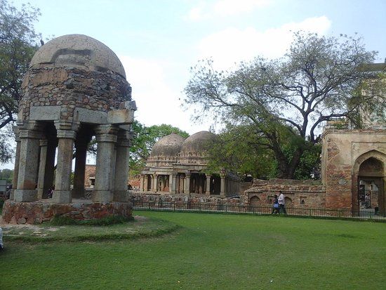 Hauz Khas Complex