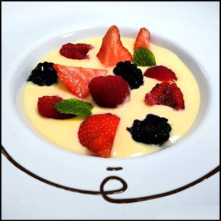 Etéreo by Pedro Nel