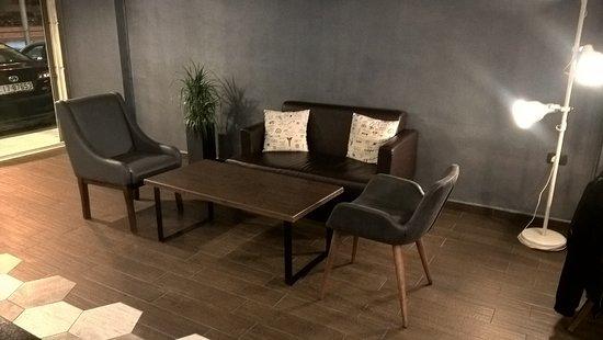 Hermeez Coffee House