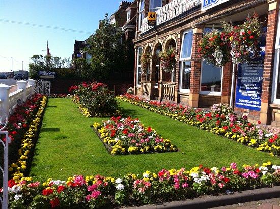 Garrods Bar & Restaurant