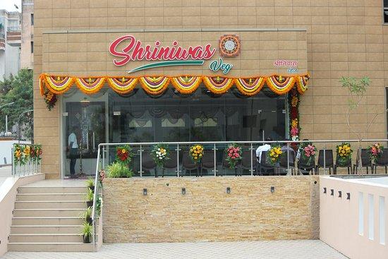 Shriniwas Veg