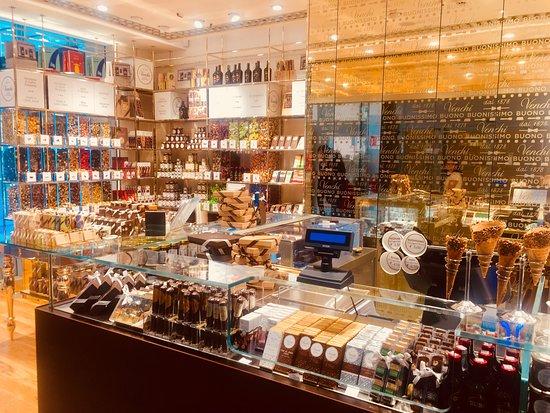 Venchi Cioccolato e Gelato