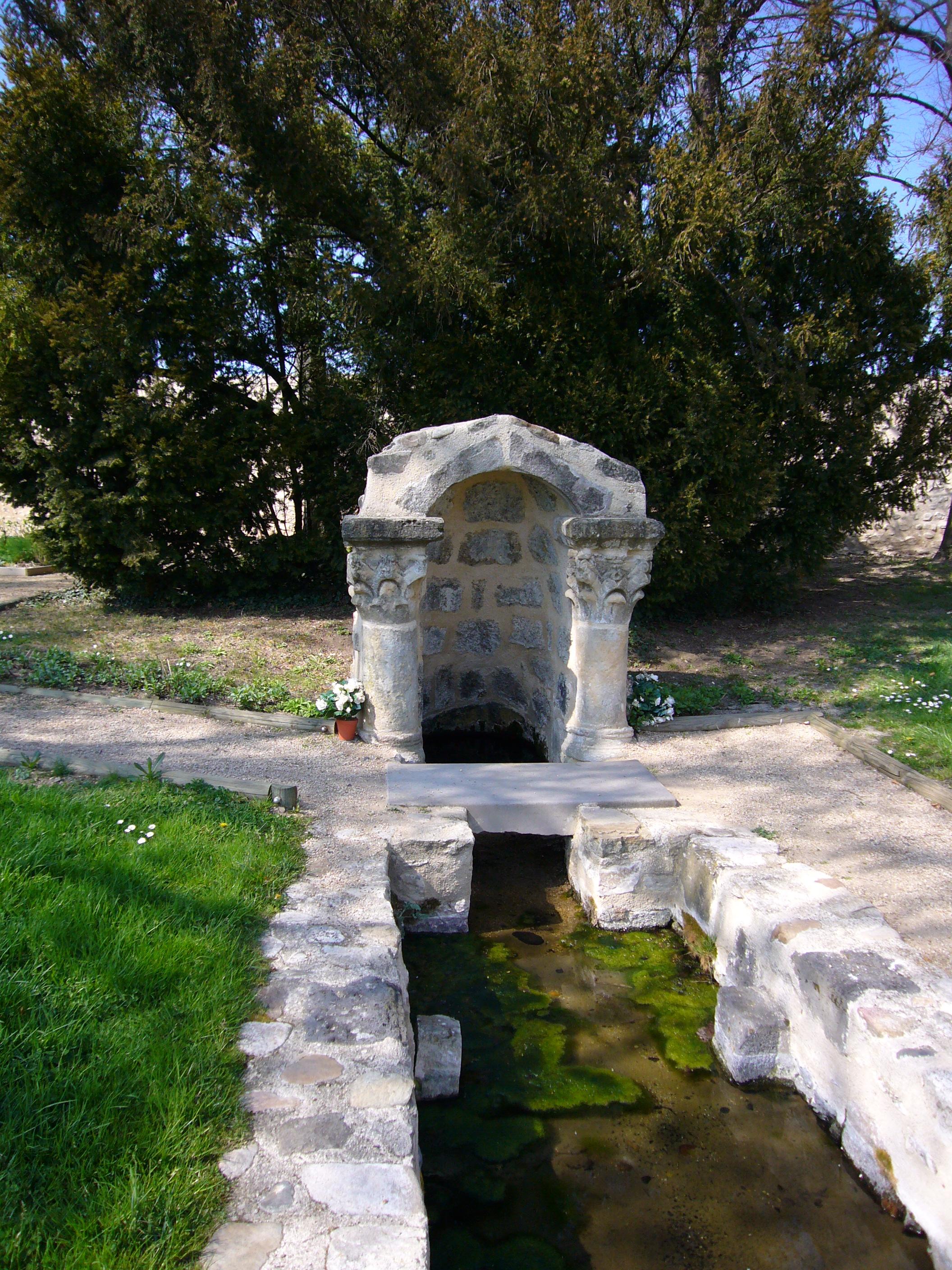 fontaine Saint-Julien de Brioude