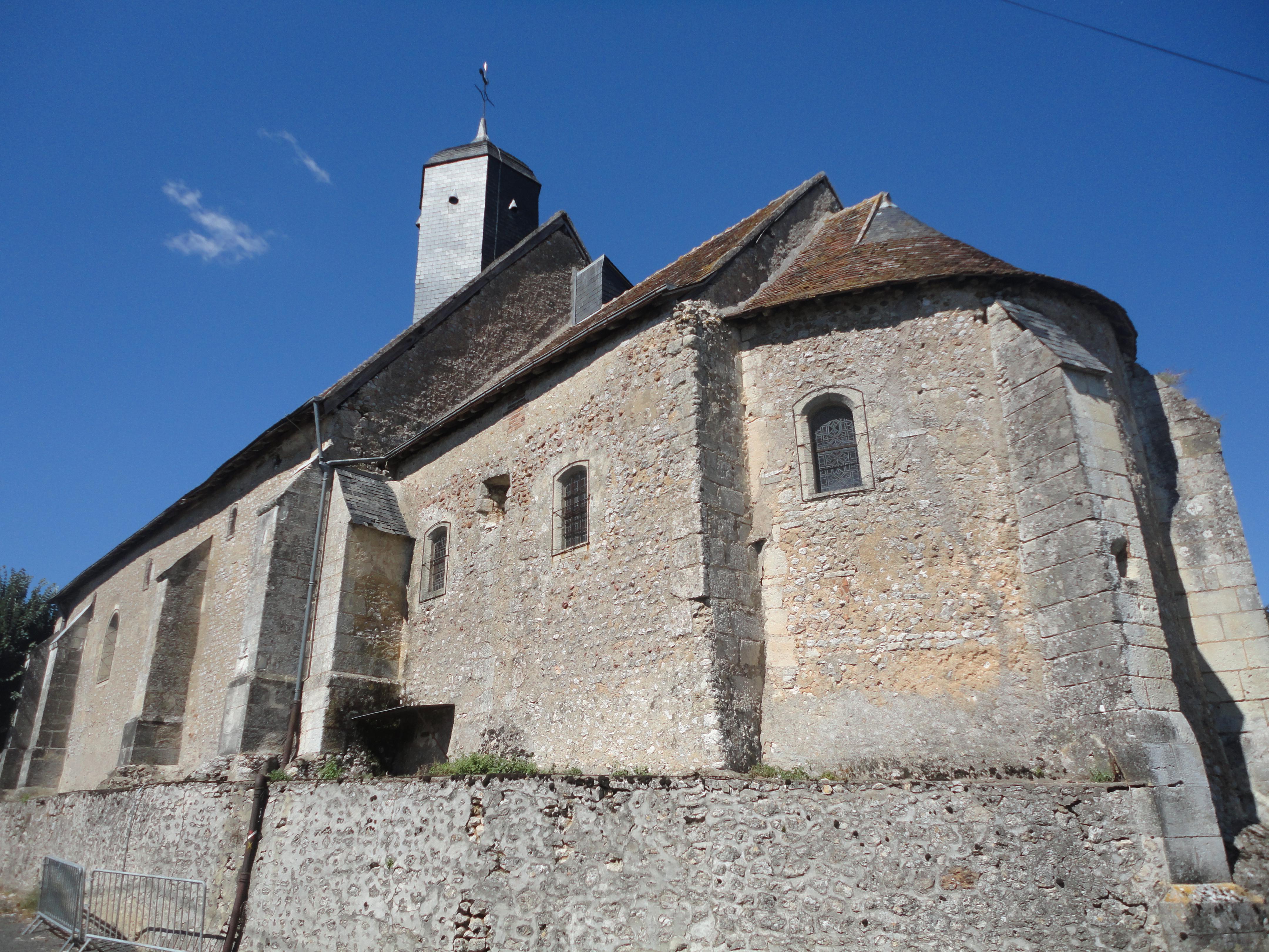 église Saint-Pierre de Neuillé-le-Lierre