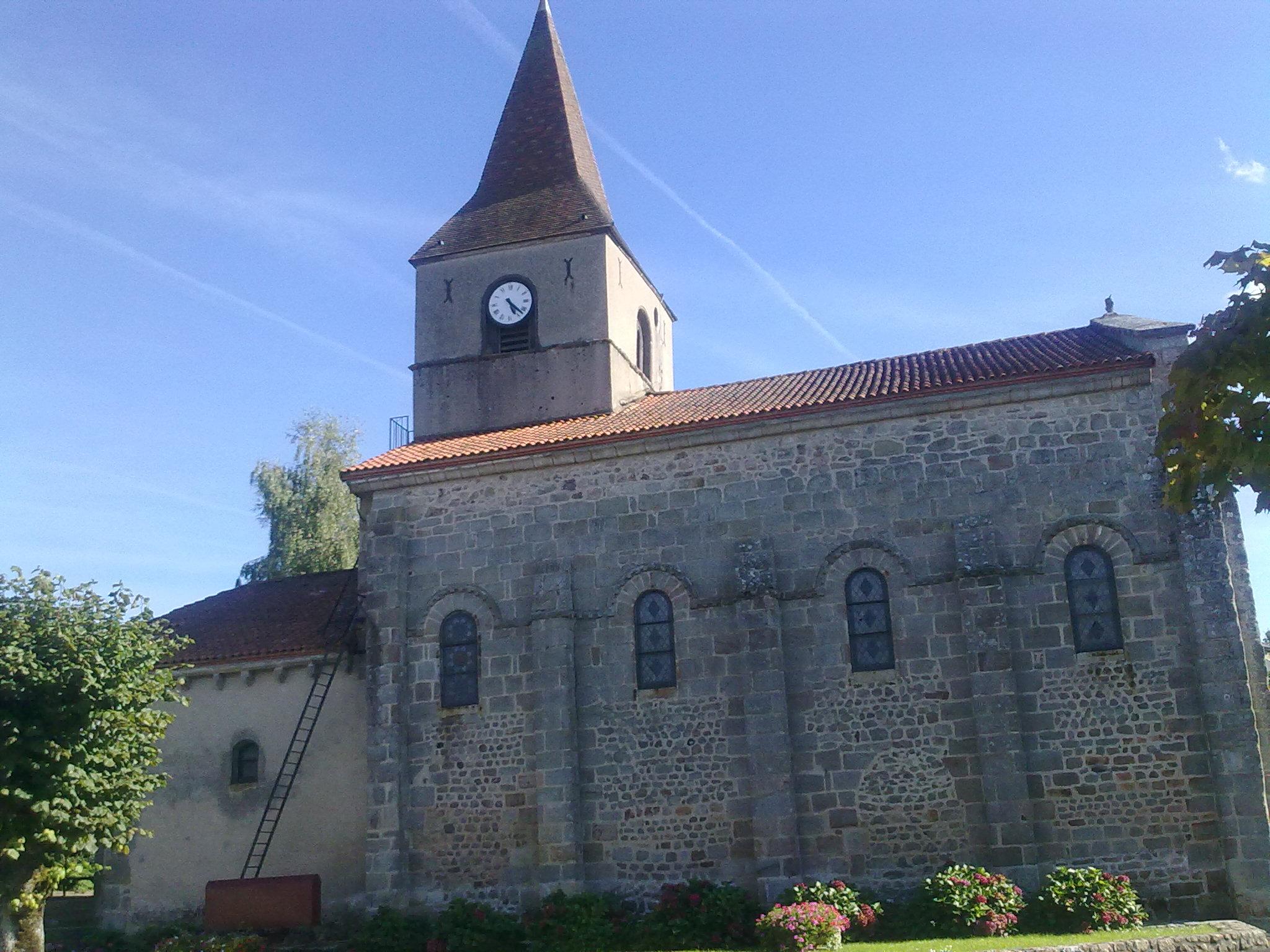 église Saint-Pierre de Biollet