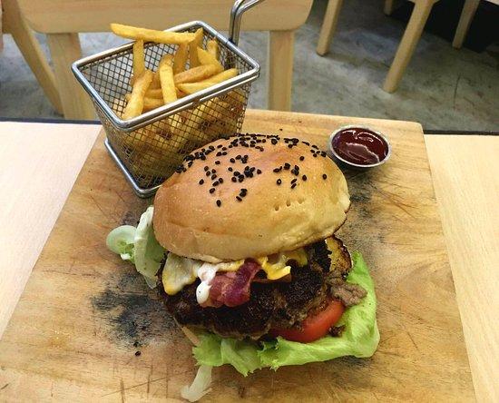 Raphael's Sports Cafe