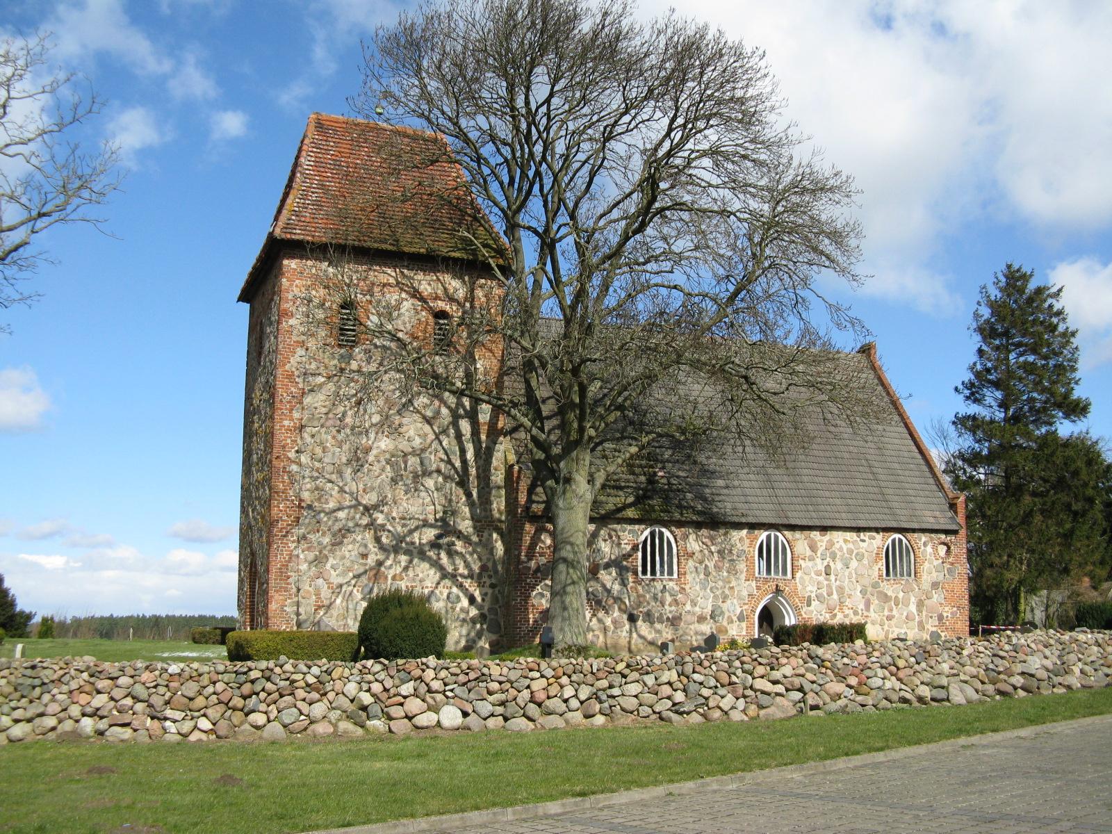 Dorfkirche Hohen Pritz