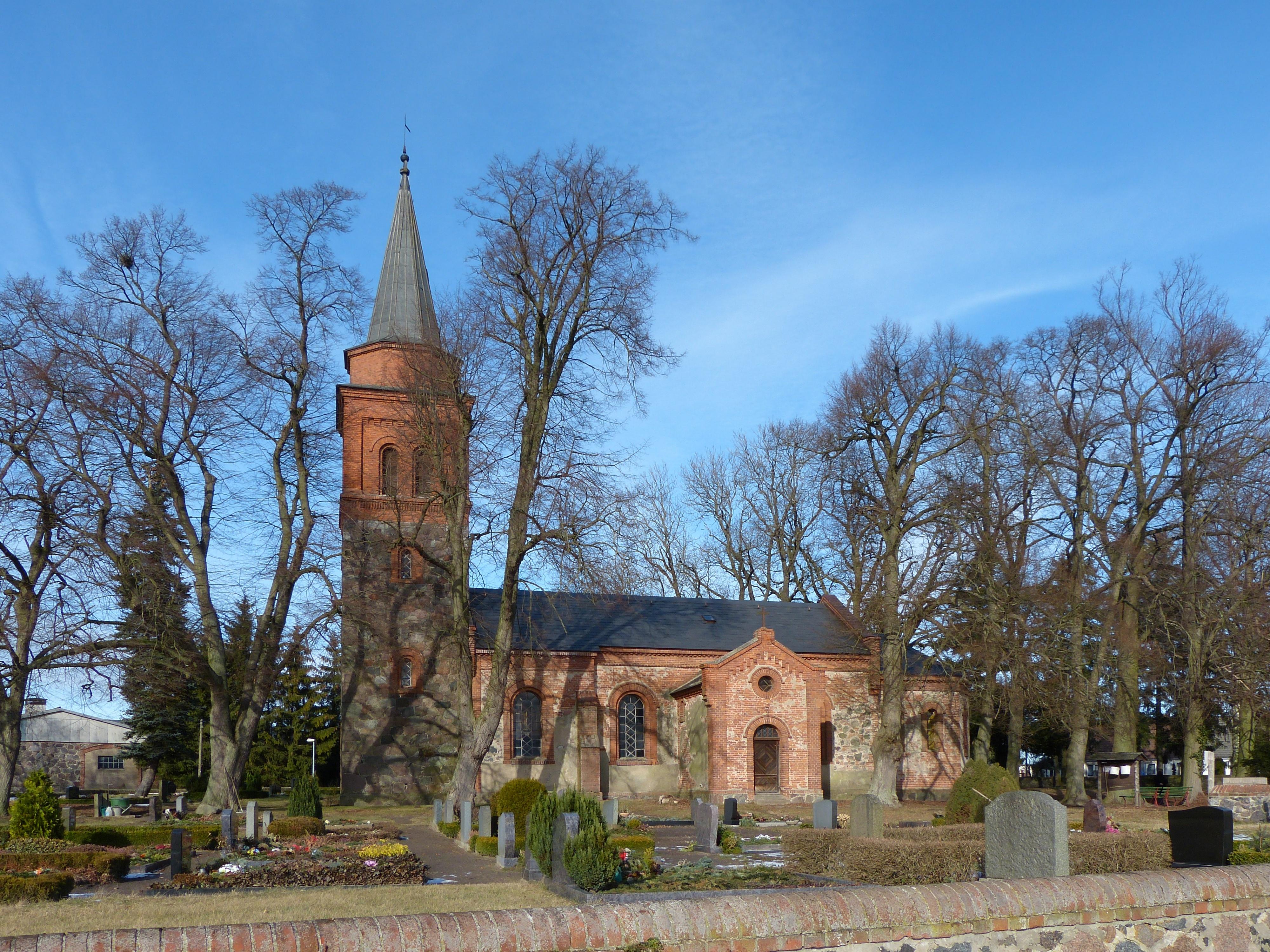 Kirche Neuendorf B