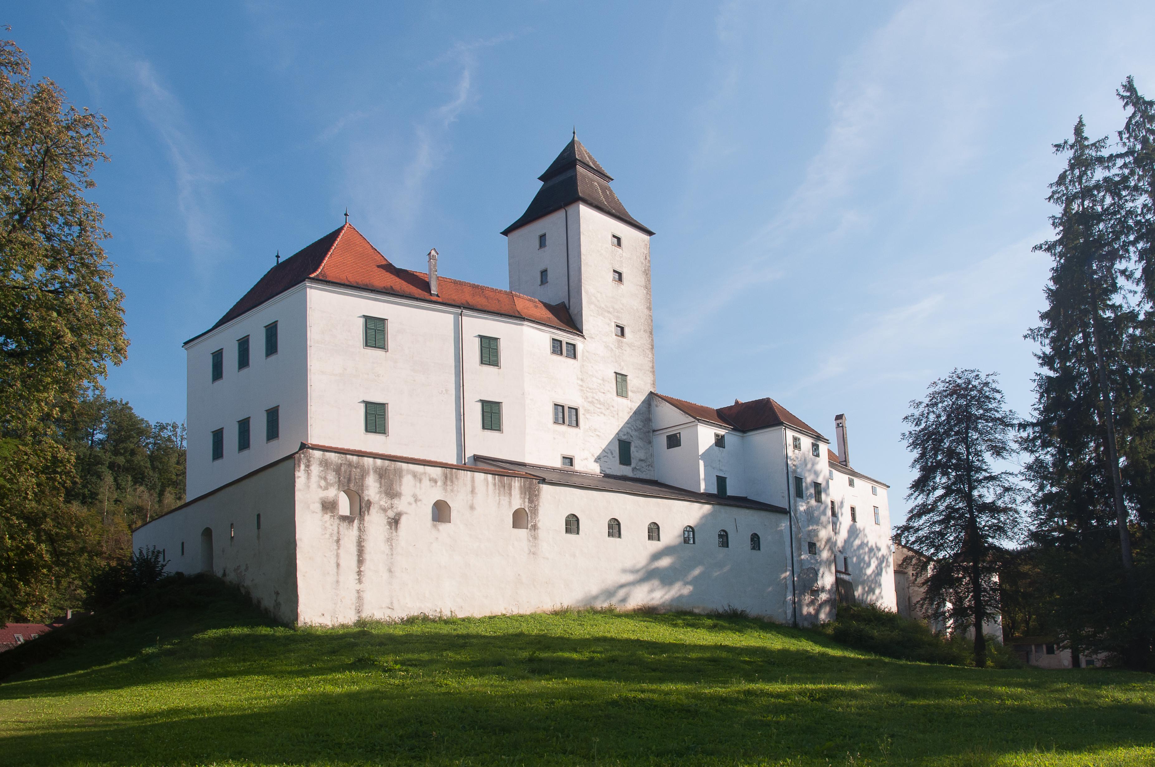 Schloss Seisenegg