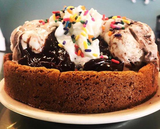 The Mint Fox Cookies and Ice Cream