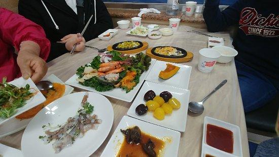 Baekryeongdo Sashimi Restaurant