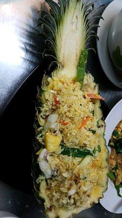 Ton Po Plaza Restaurant