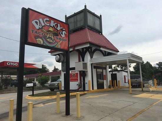 Ricky's Taco Shop