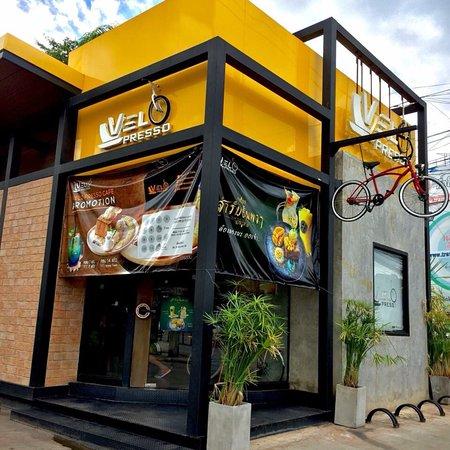 Velo Presso Cafe'