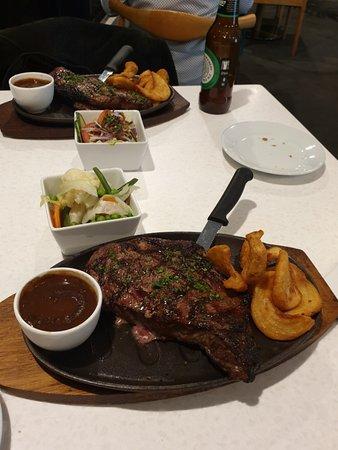 Ebb & Flow Restaurant