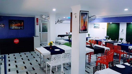 Happy Hours Restaurant Agra