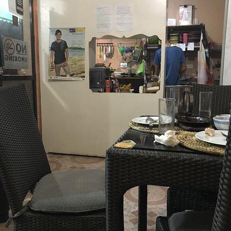 VLK Pizzeria & Creperie Restaurant