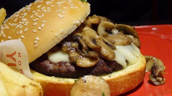 Red Robin Gourmet Burgers