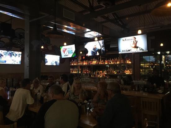 Willie's Brew and Que