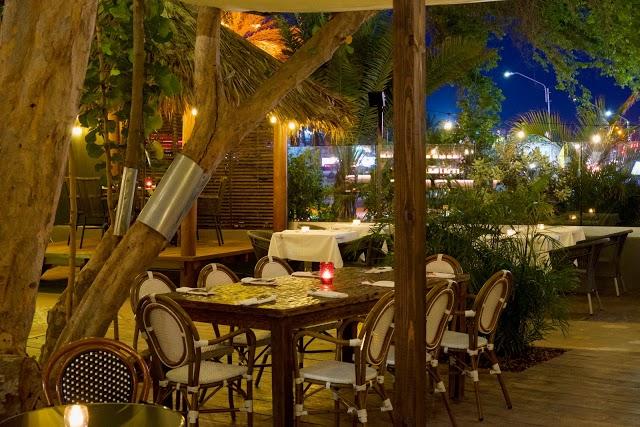 Bohemian Bar And Restaurant