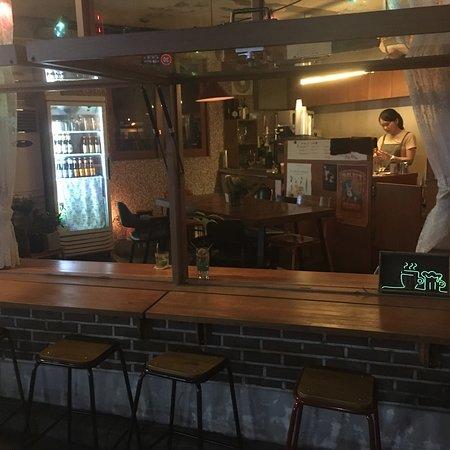 Sooknyo Salon Cafe & Pub