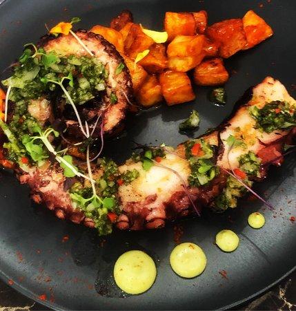 Mojito's Caribbean Fusion