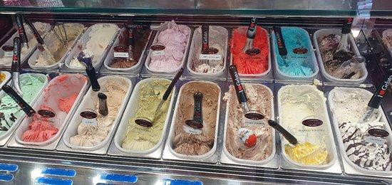 Sundaes Gelato