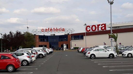 Cafeteria Cora