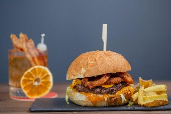 Officine Burgers and Drinks