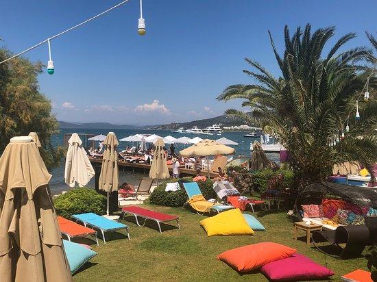 Casa Hermanas Restaurant