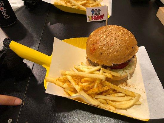 Three Monkey Burger