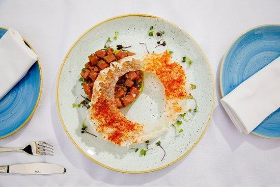 Okun Bar & Restaurant