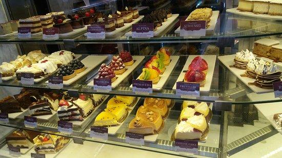 Pertutti Suc. Plaza de Mayo