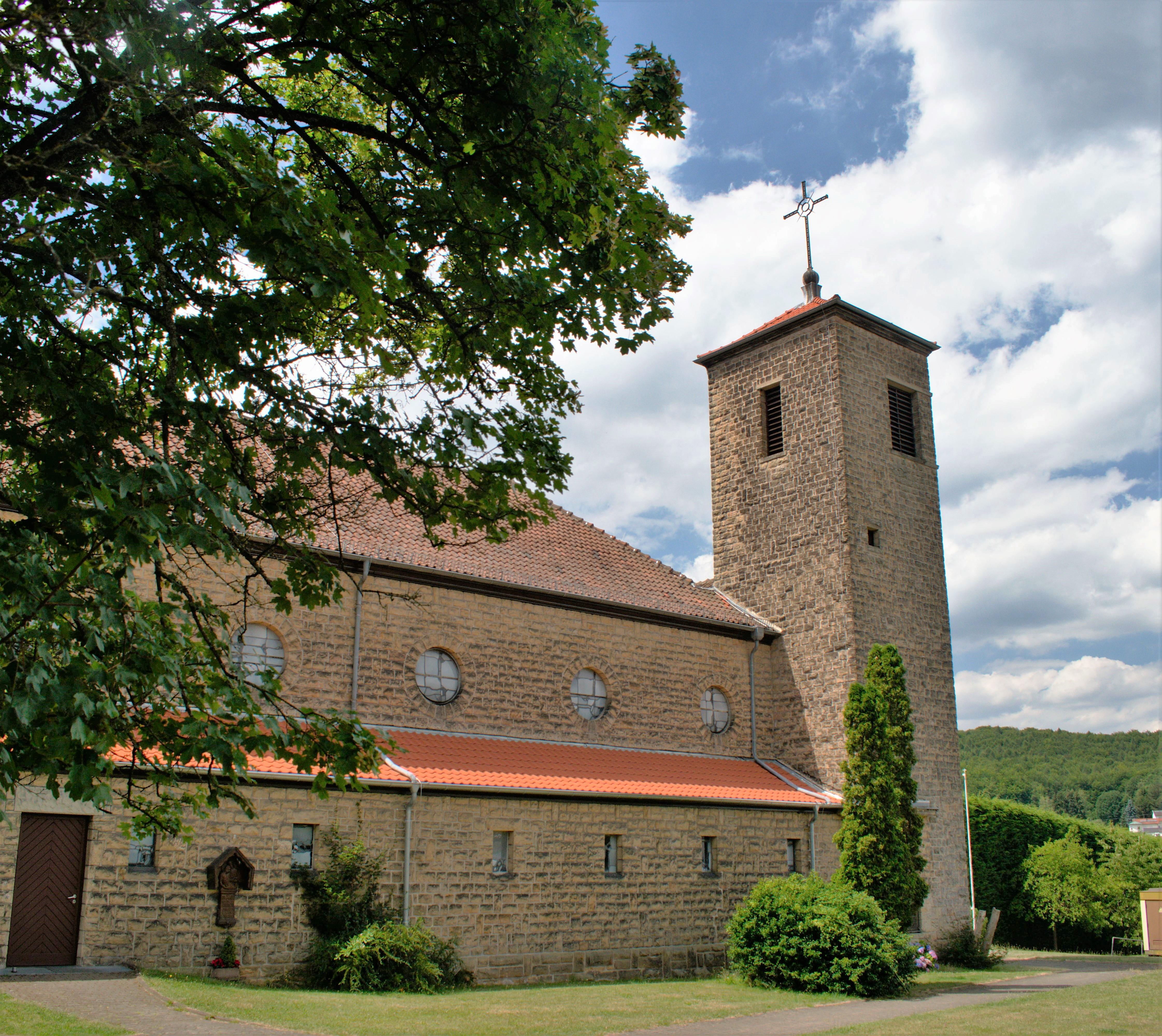 Pfarrkirche Heilige Familie