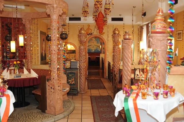 Indian Restaurant Taj Mahal