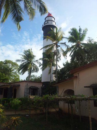 Thikkoti Light House