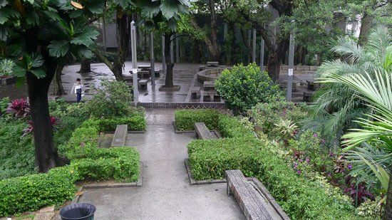 Camoes Garden and Grotto