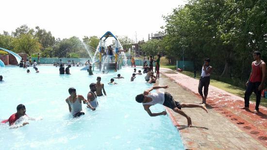 Aquagreens Waterpark