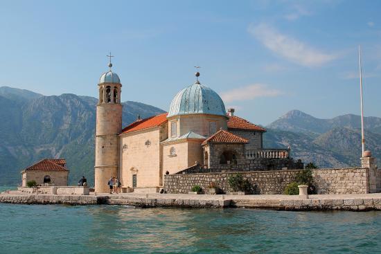 Nuestra Señora de las Rocas