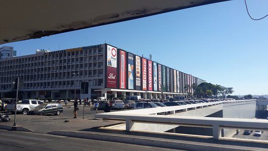 Centro Comercial Conjunto Nacional