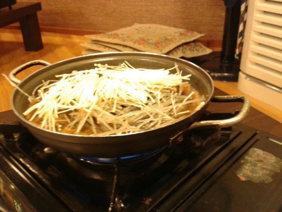 Full Moon Itaewon Main