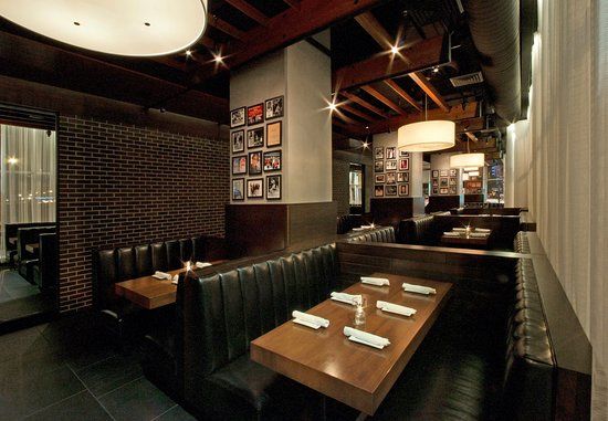 Carson's Prime Steaks & Famous Barbecue of Milwaukee