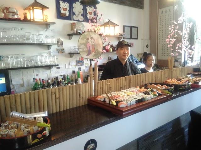 Restaurant Golden Chopsticks