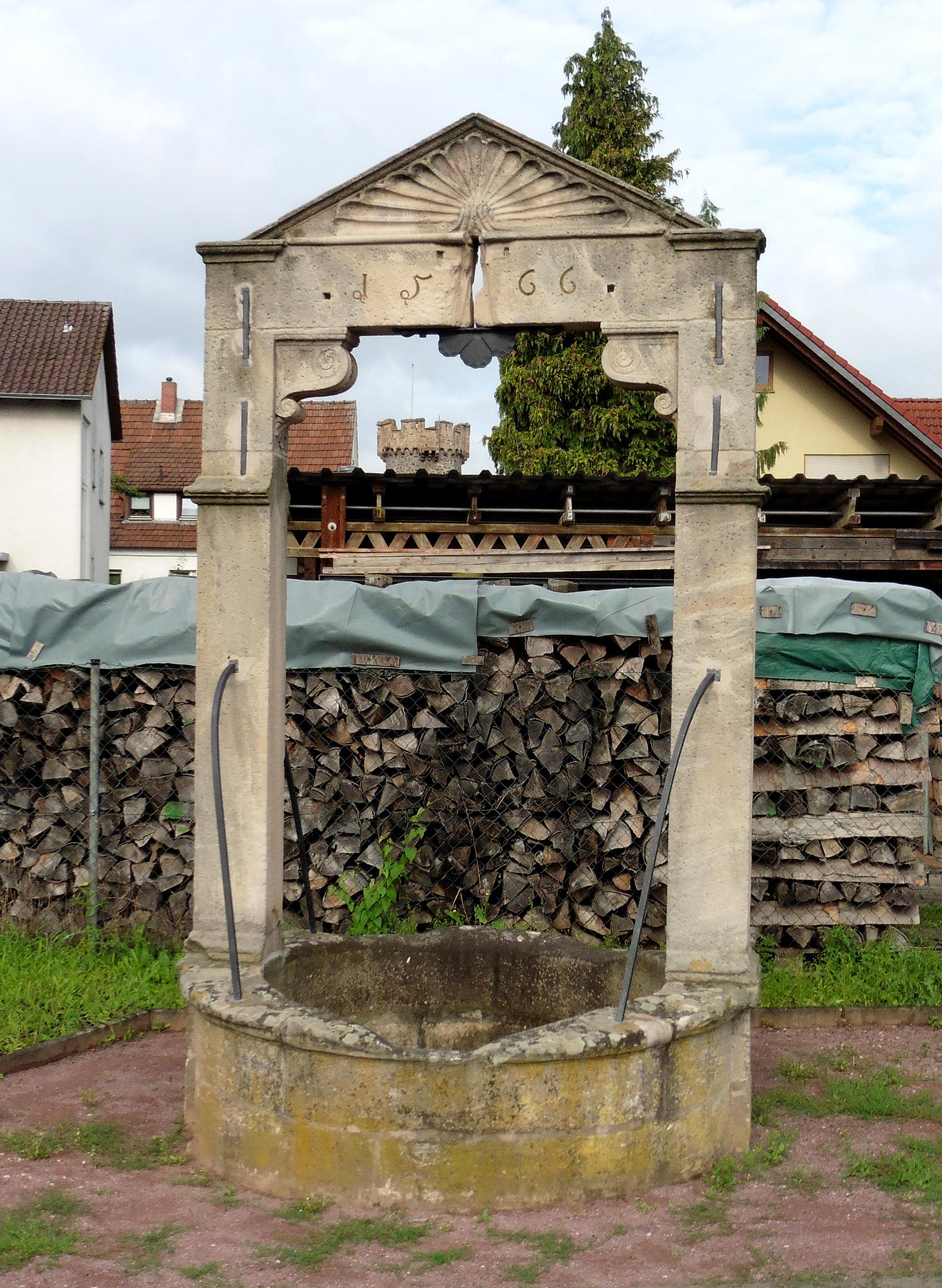 Brunnen