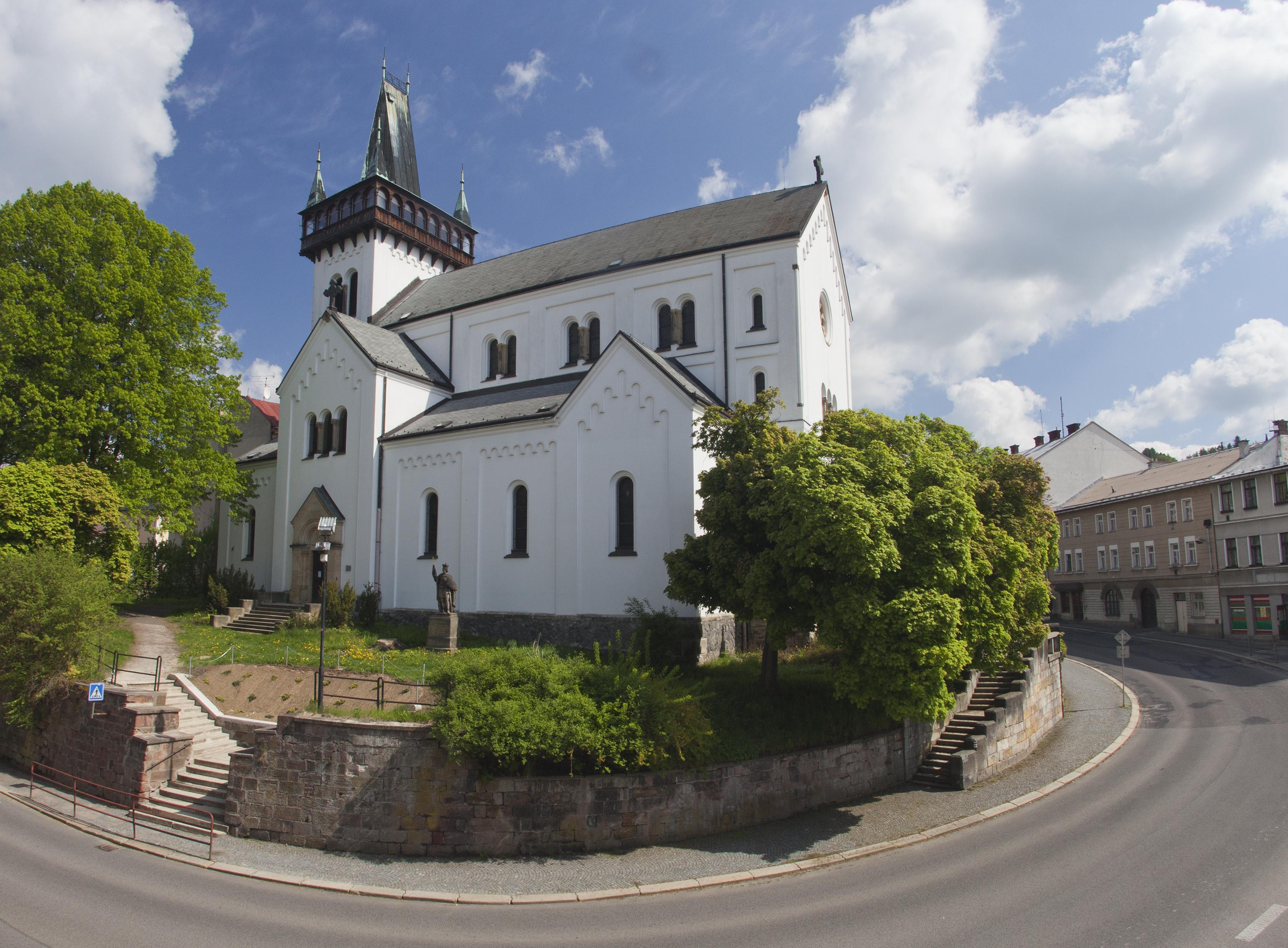 Kostel svatého Petra a Pavla