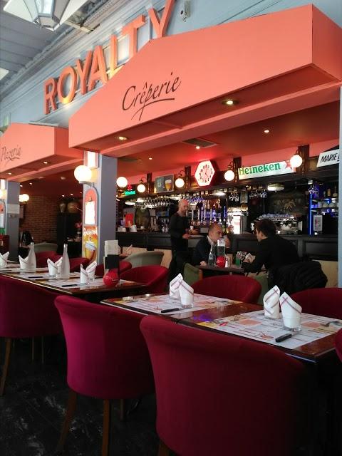 Royalty Cafe