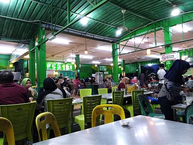Tanjung Lumpur Seafood Hawkers Centre