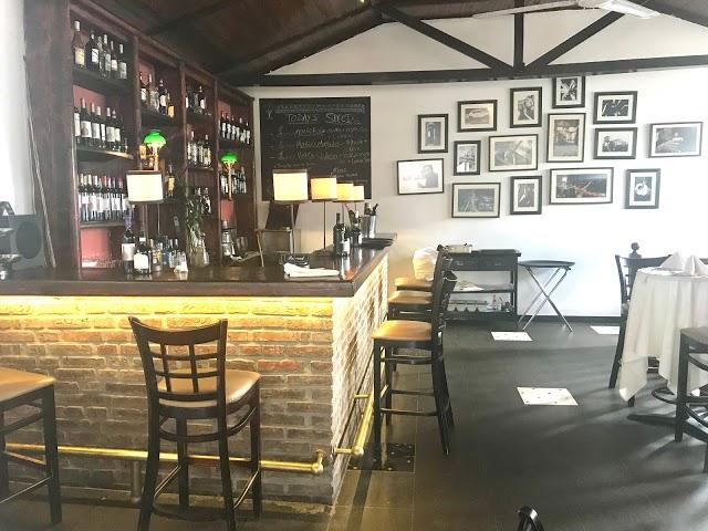 Five Loaves Bistro And Bakery