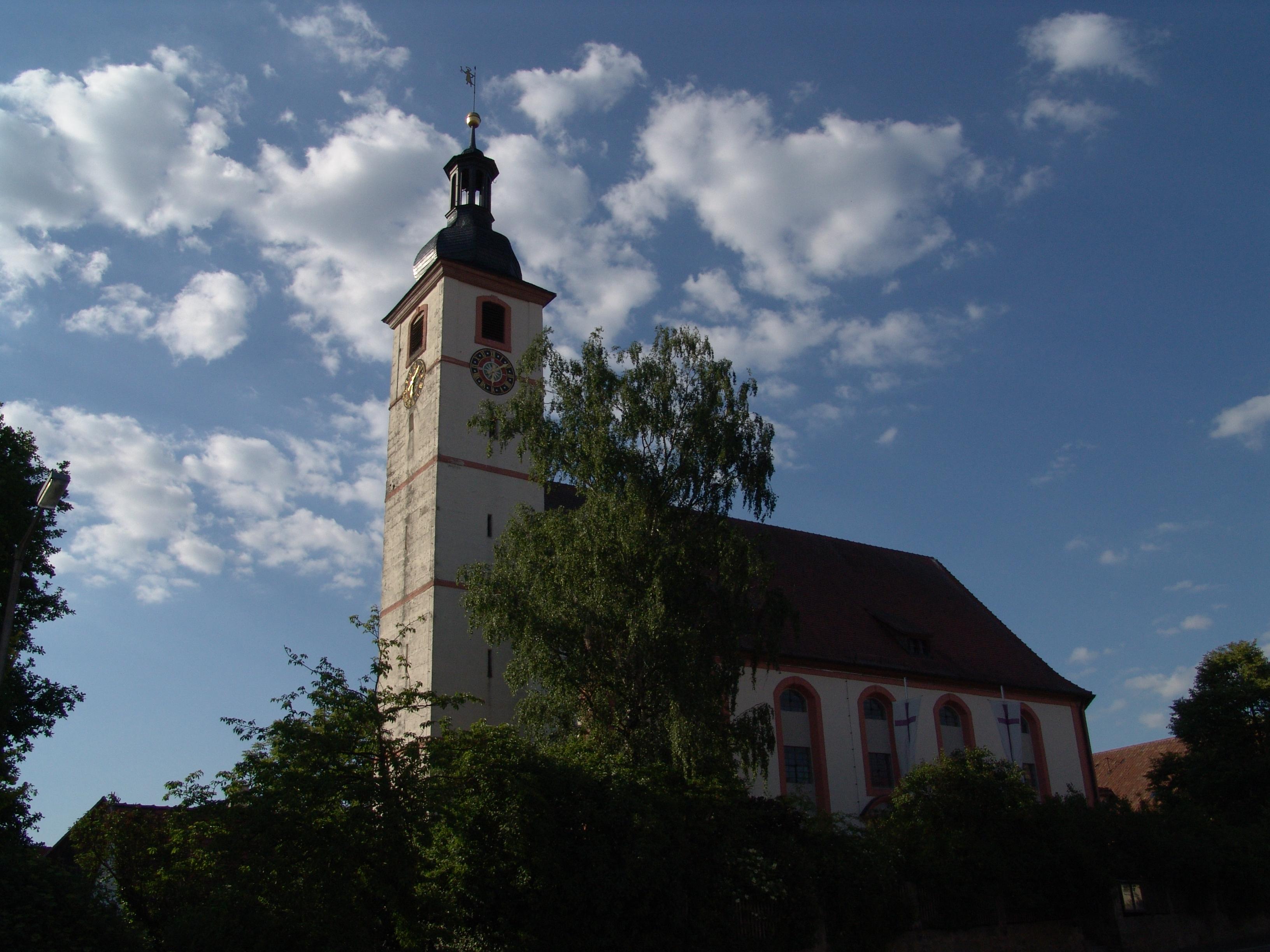 Evangelisch-lutherische Pfarrkirche St. Peter