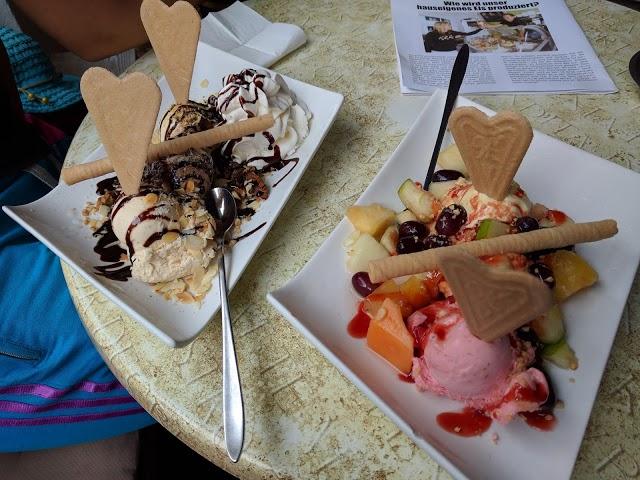 Novum & Internet Cafe Bakery